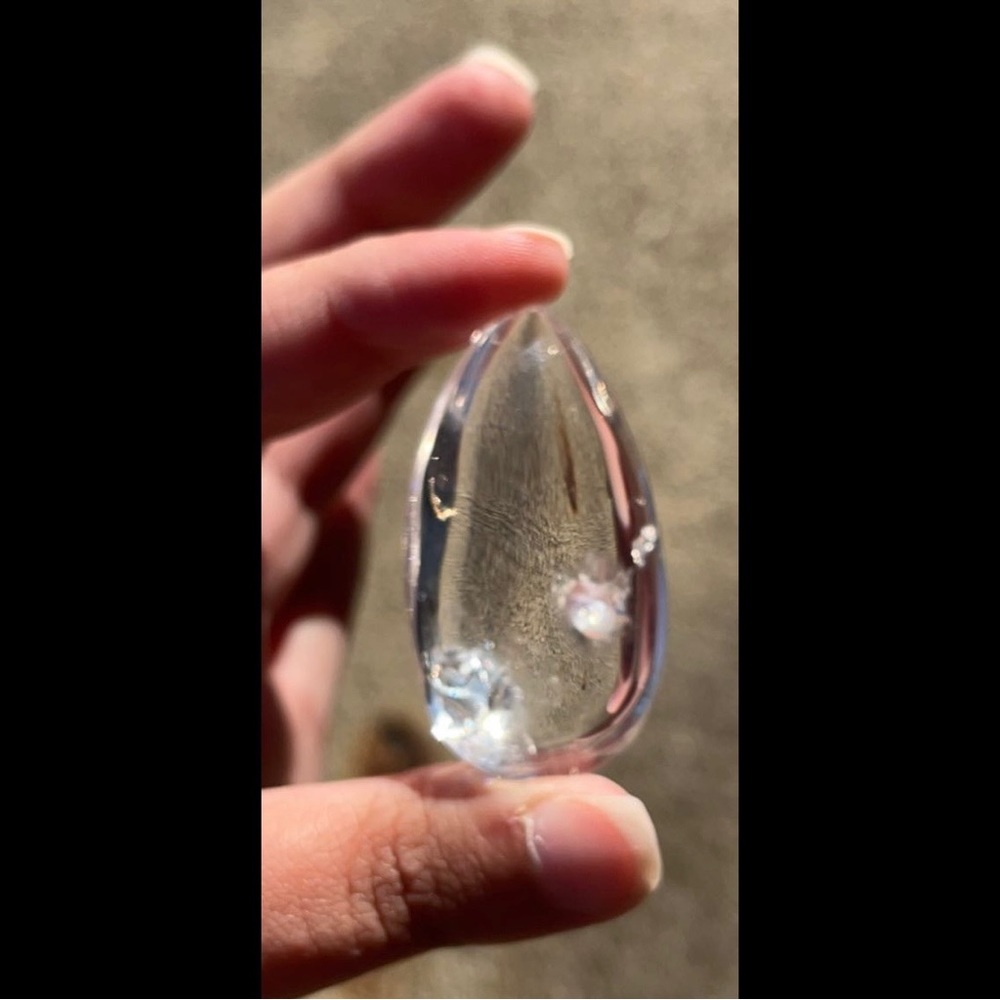 Clear Quartz 💧 Crystal - Picture 7 of 9